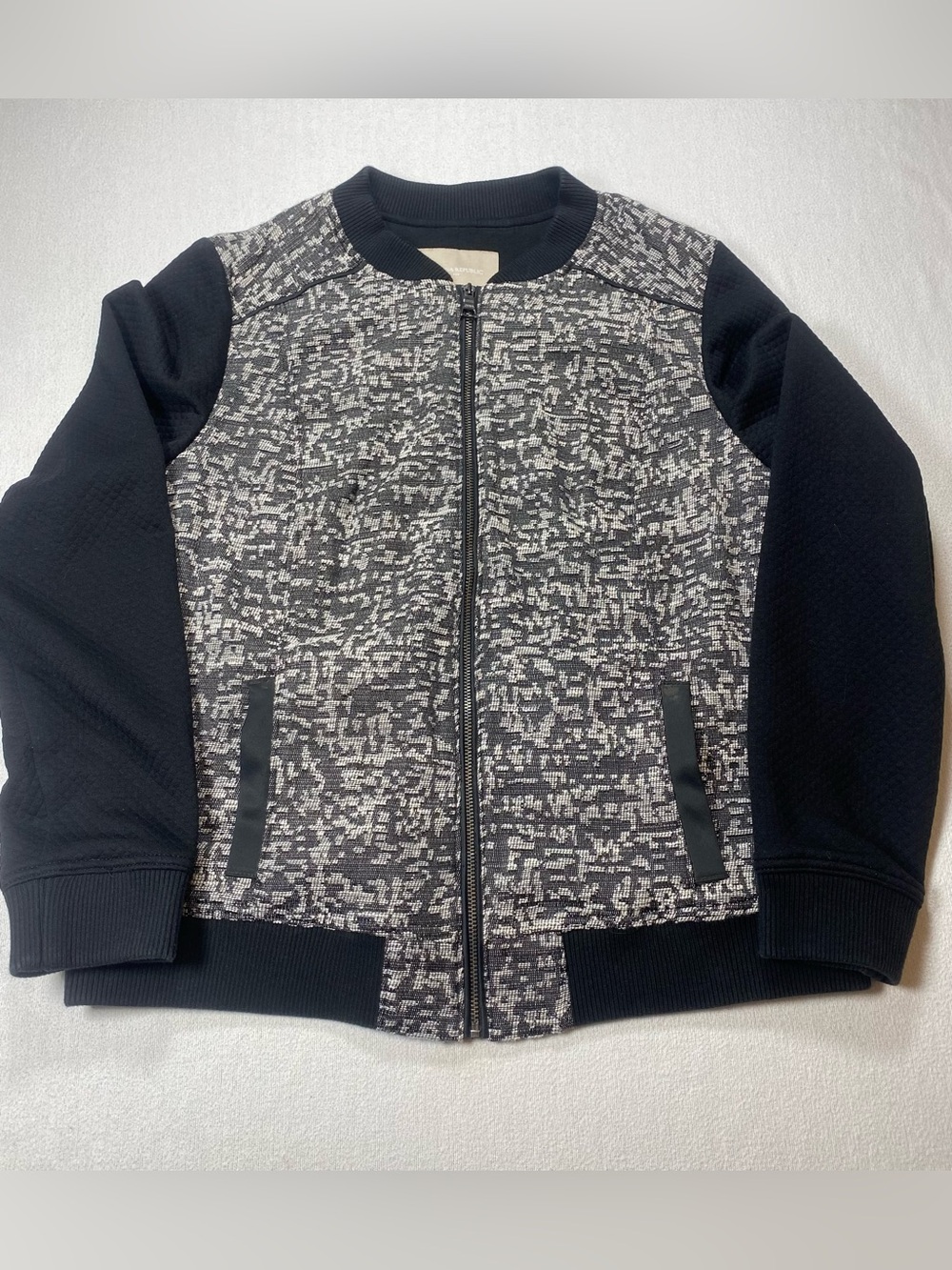 Banana Republic Textured Bomber Jacket size Large. See description.